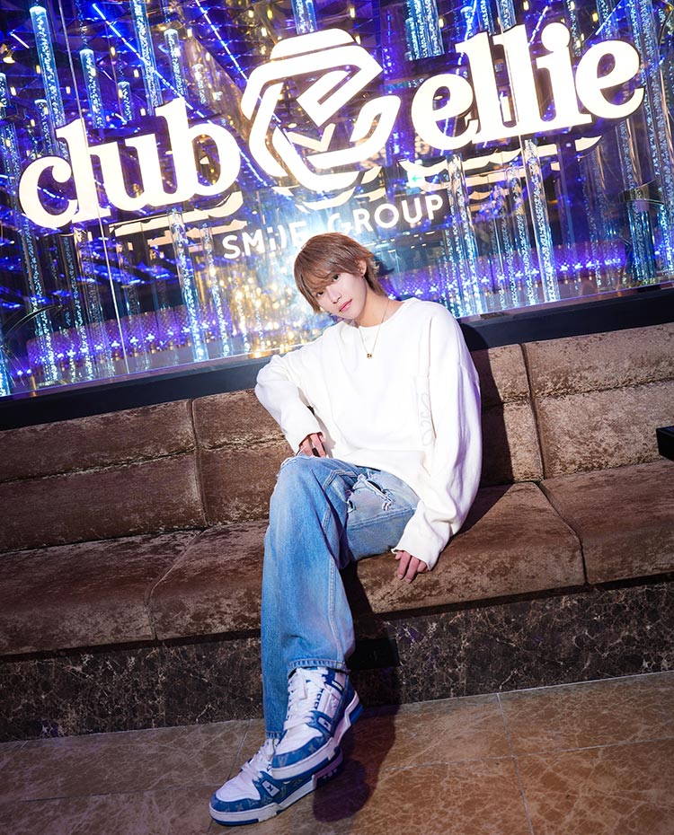 【ellie】未経験から夢を掴む!! 颯天支配人の成功ストーリー