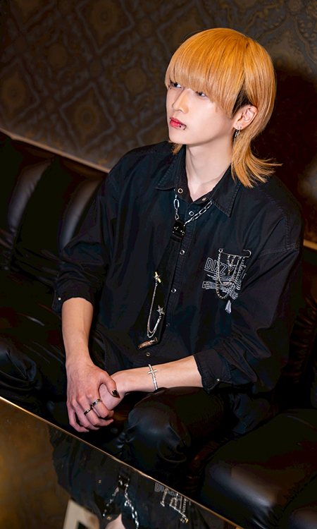 ＼ DEEP掲載 ／【PRIDE】遙 “聞き上手”が武器。未経験から信頼を集めるホストのリアル成長物語