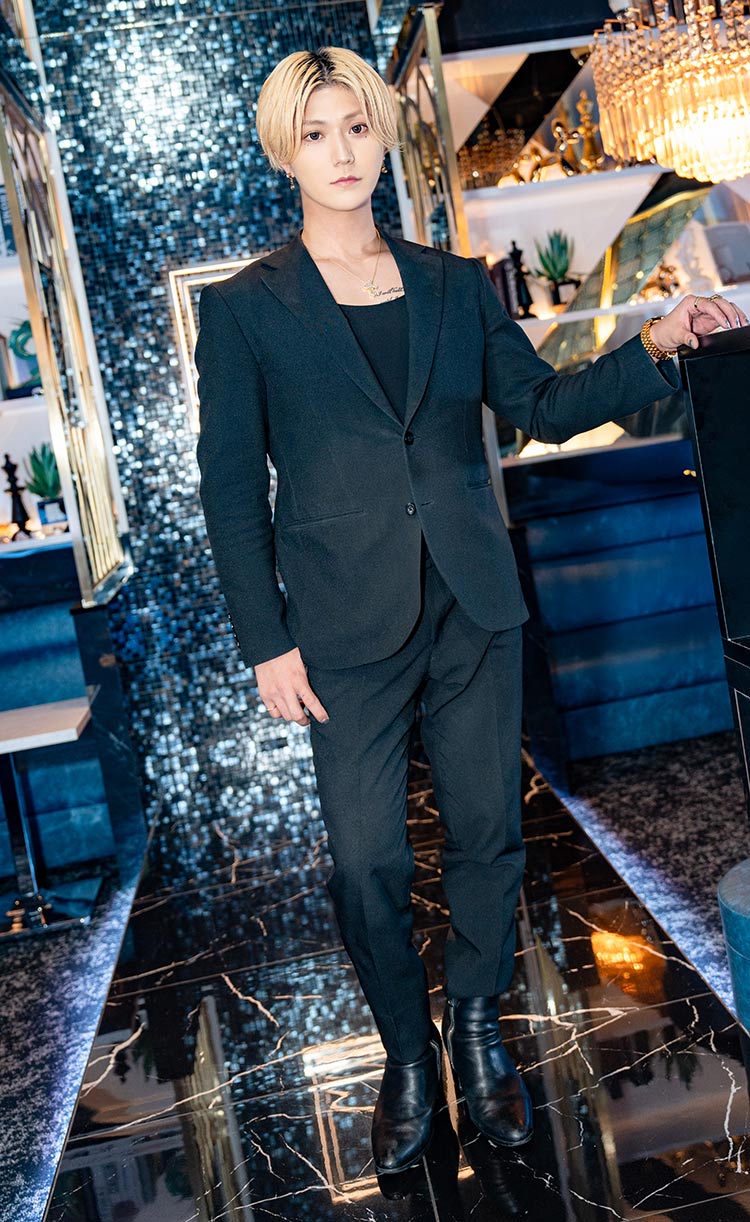 【J】桜咲 愛蘭 愛するものを守るために、ホストになった