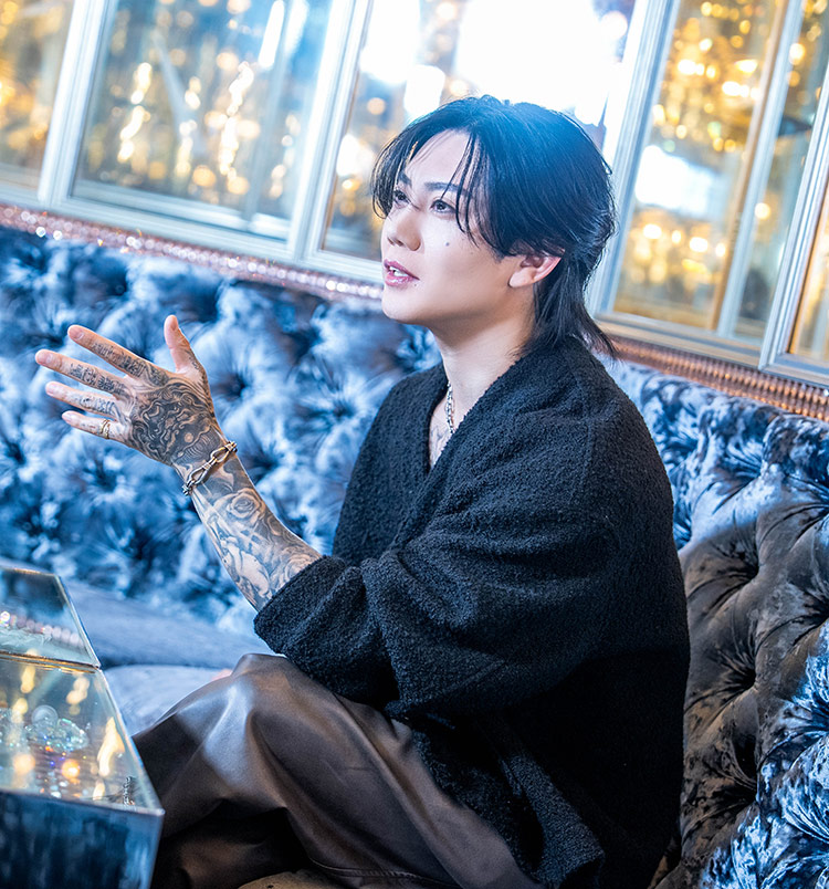 【PRISM】舞緒 “究極の接客業”を生きる、リアリストホストの現在地