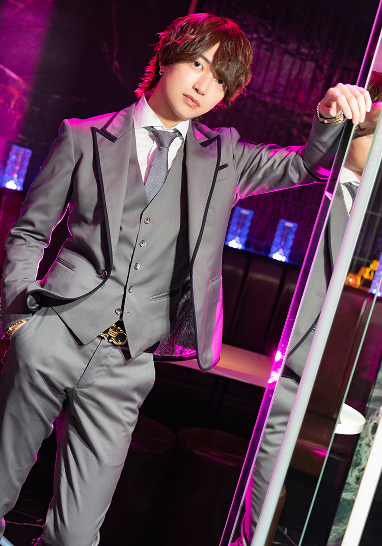 【BEAST】 教育に人生を懸けるホスト、輝咲 冬真の進化論。