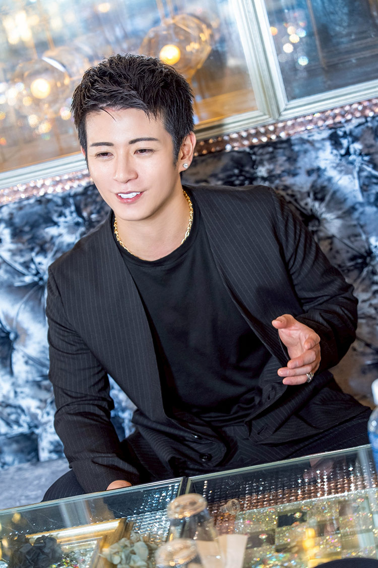 【RED／PRISM】を動かす男。 "ブリ大根KAKERU" 売れない2年が最強のプロデュース力を作った。