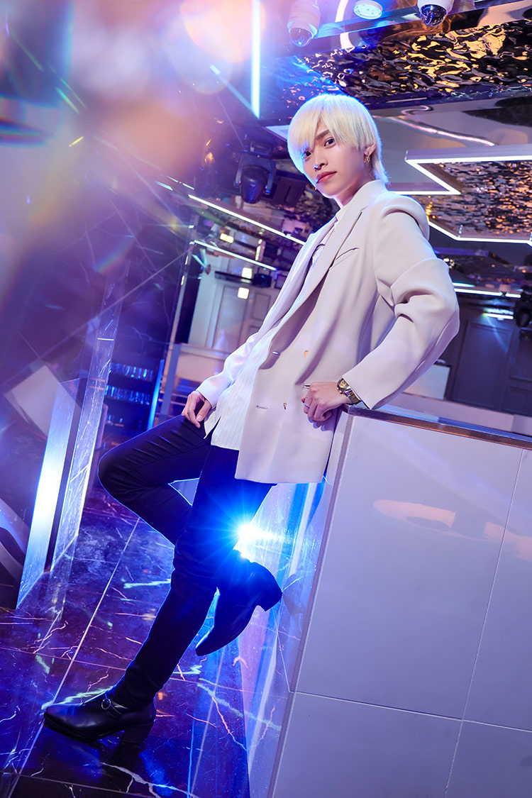 【XXX -faith-】神楽木 拓翔 ー 人を売る覚悟。営業マンが選んだホストの道