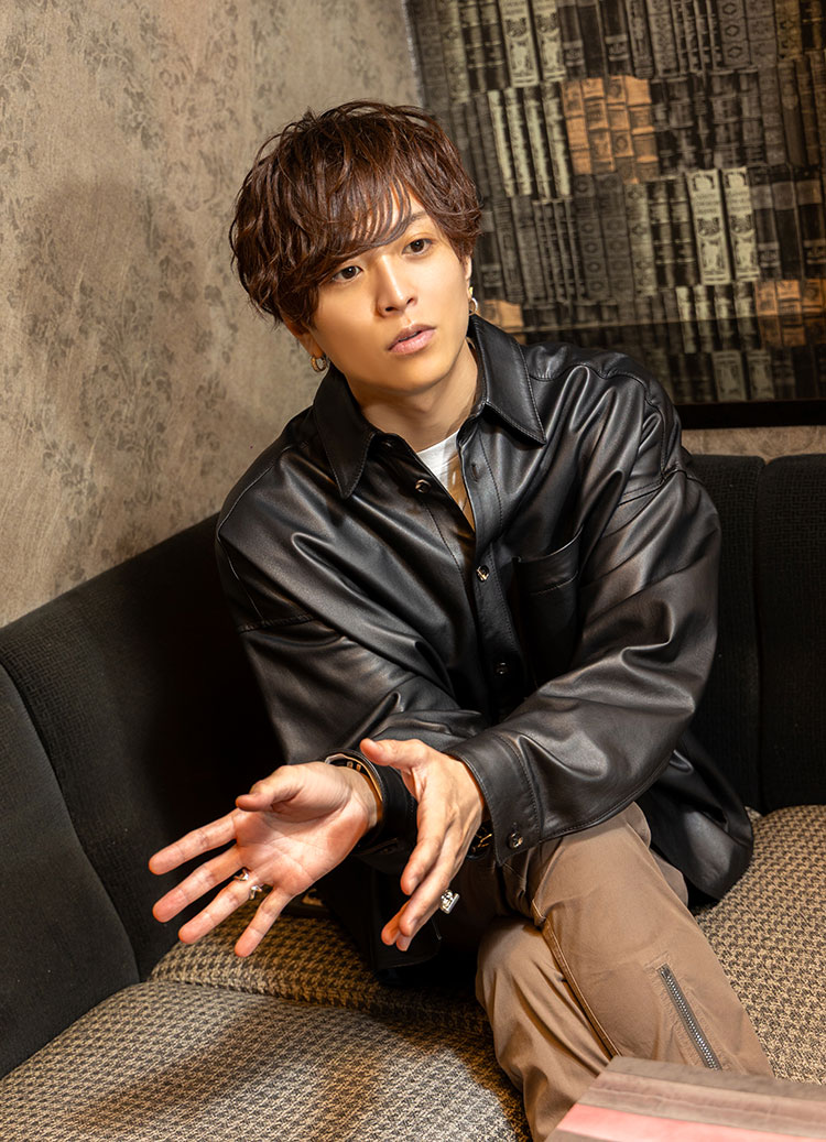 【GOAT】結城 奈津 「ギラつかない強さ」──12年続く、“深追いしない”ホスト論