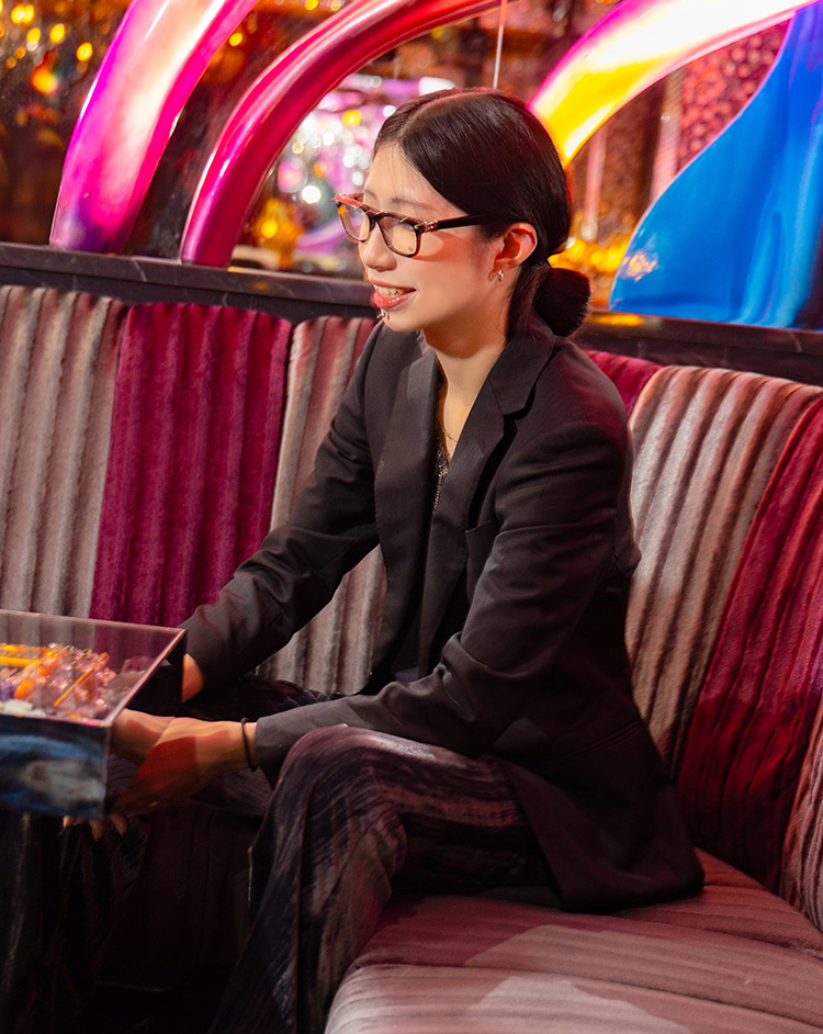 【Dear's Lucia】 冥条 翠 寺育ちの現役大学生ホスト。人生は「育成ゲーム」と唱える男の選択