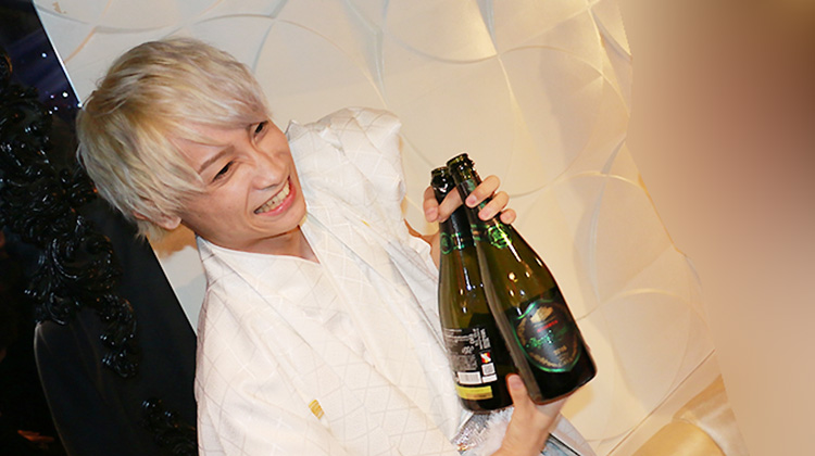 【Leo】今月発売のワイプラスに ｢平良 翔太 取締役会長｣ が登場!!!