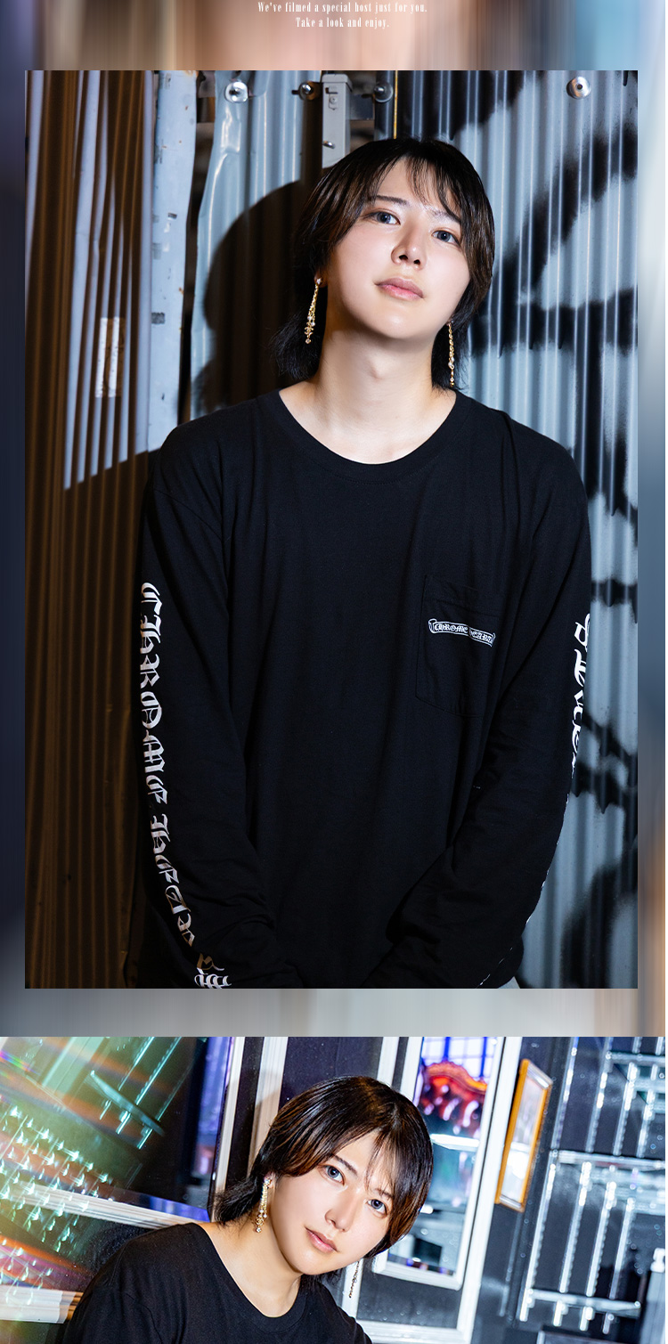 梅田の賑やかな夜に、華麗な3人のグラビア。『ATOM-UMEDA-』の粒揃いな3人が魅了する！