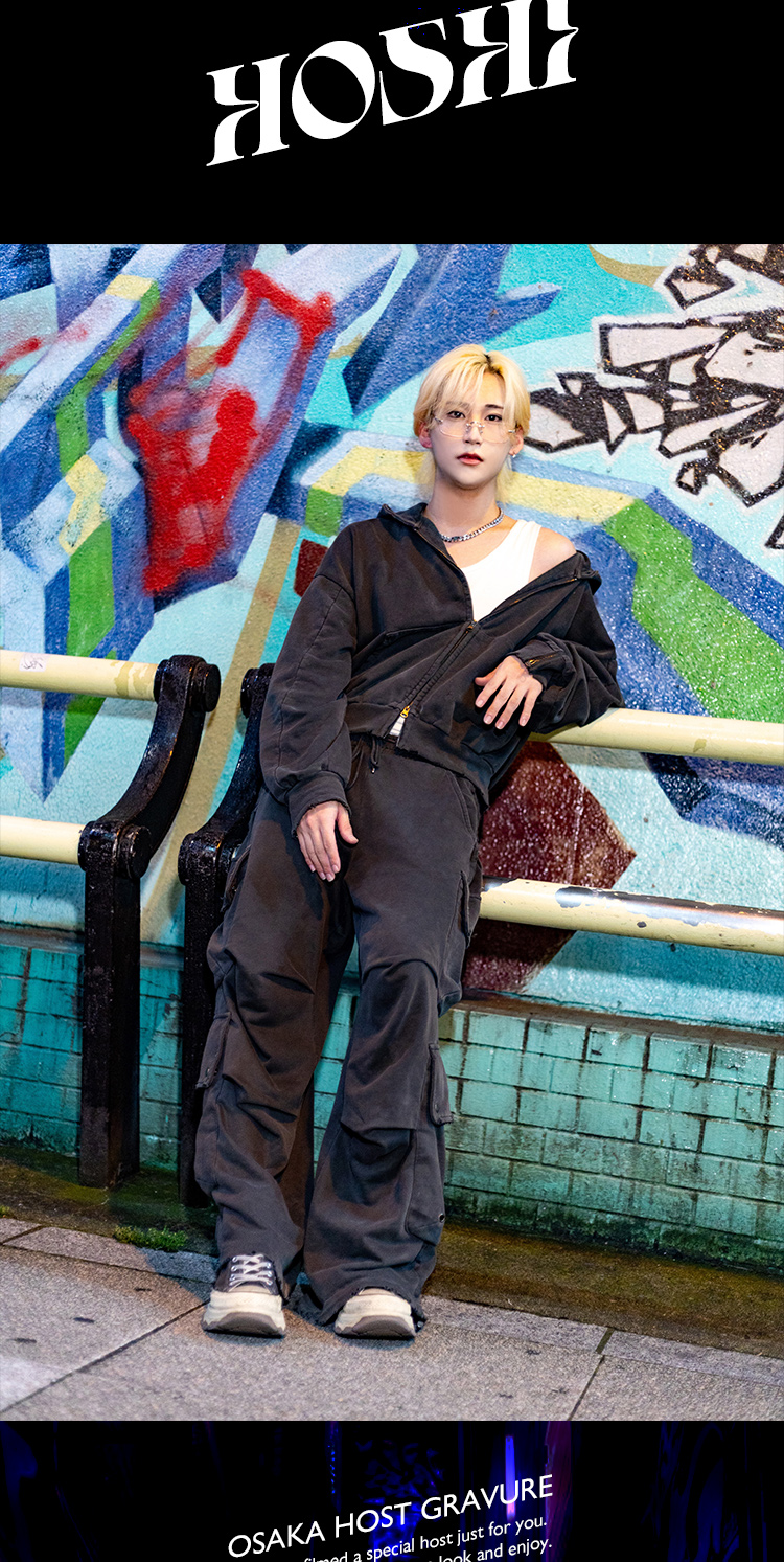 アメ村に『ATOM-Travis-』の爆イケ4人組が登場！