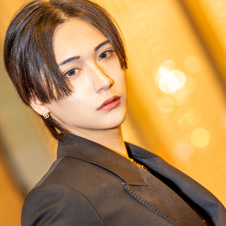 大阪ホストクラブ THE CLUB OSAKA 鳳城 麗夜