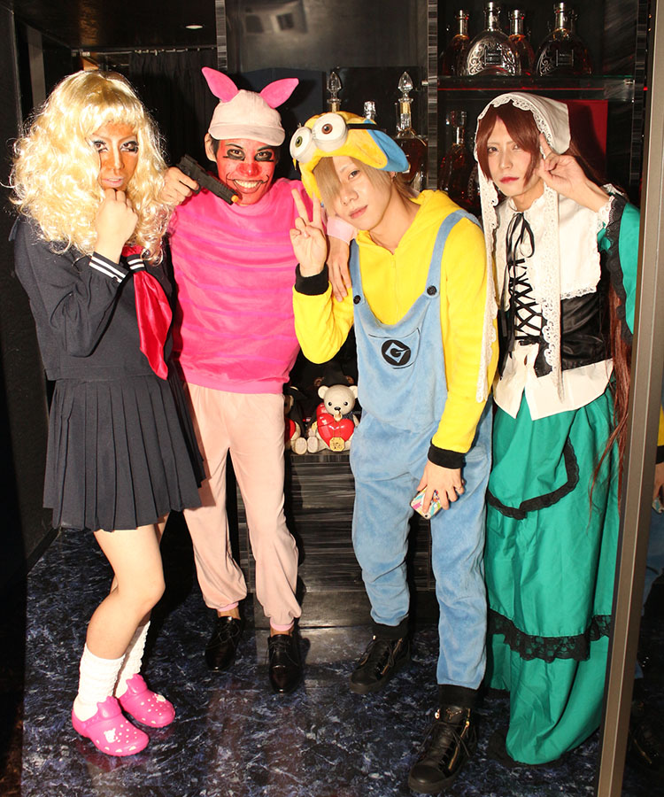 目立つ濃い面々!