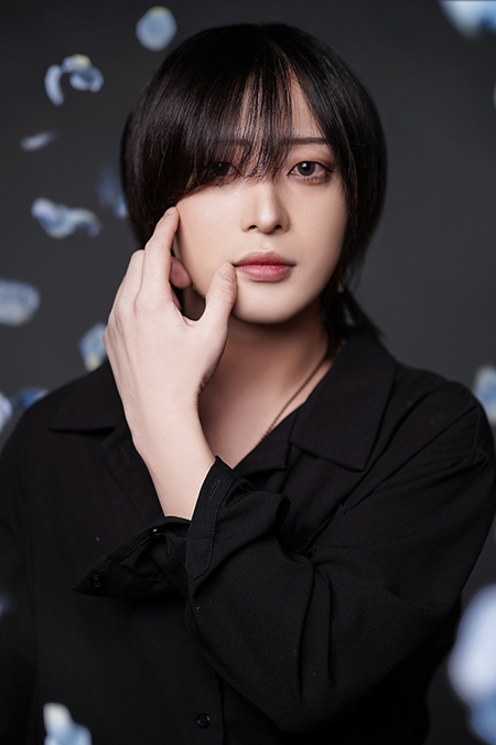 嶺亜 WORLD 大阪本店 大阪 ミナミ