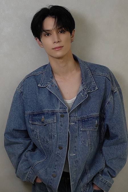 白 ATOM-ROYAL- 大阪 ミナミ