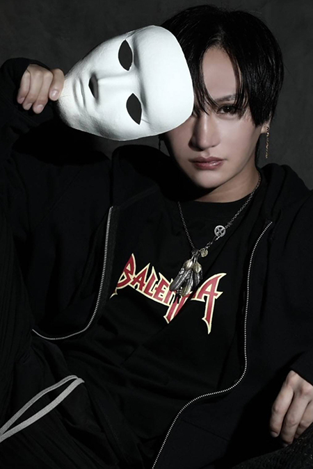 トリンドル ウララ SWAMP 大阪 ミナミ