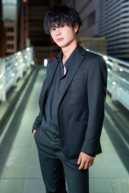 ユウリ WHITE 愛媛／松山