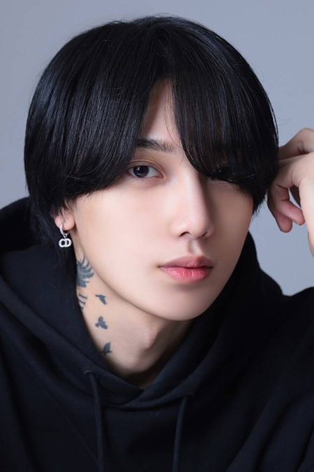 空白 CRSS GUILD 大阪 ミナミ