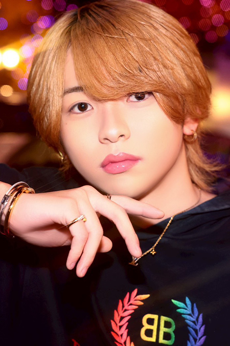 飛鳥 えいた AMBERS 大阪 ミナミ