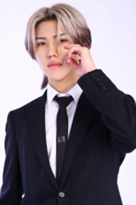 我妻 健斗 DANDE 大阪 ミナミ