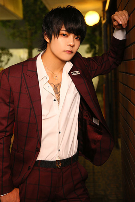 Dewor 暁月 華紅夜