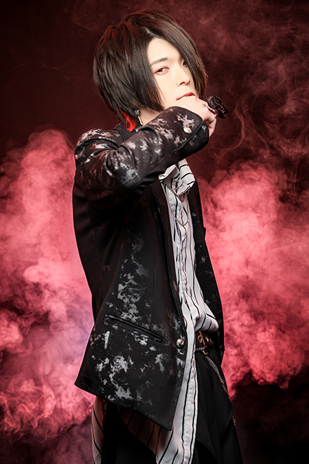 薔薇紅 鳳 l 歌舞伎町