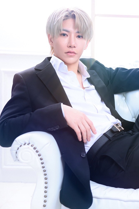 海璃 W 大阪 ミナミ