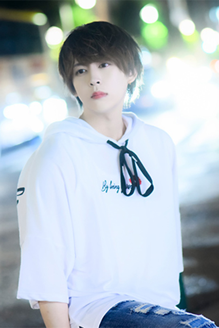 神夜 ヒカル yellow 歌舞伎町