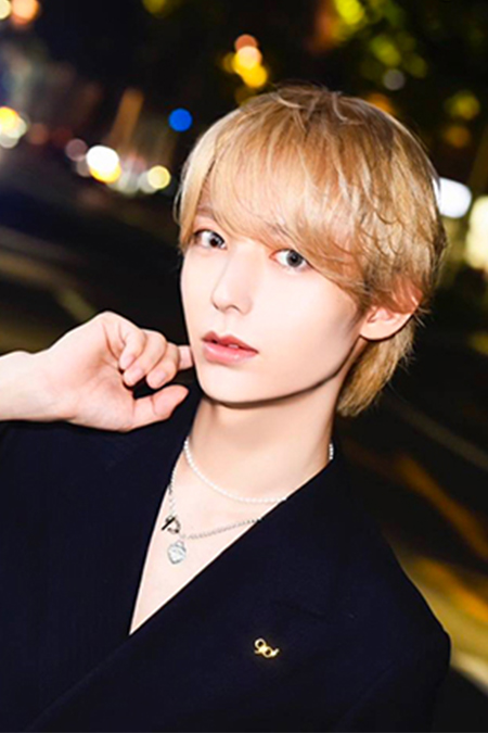 roku yellow 歌舞伎町