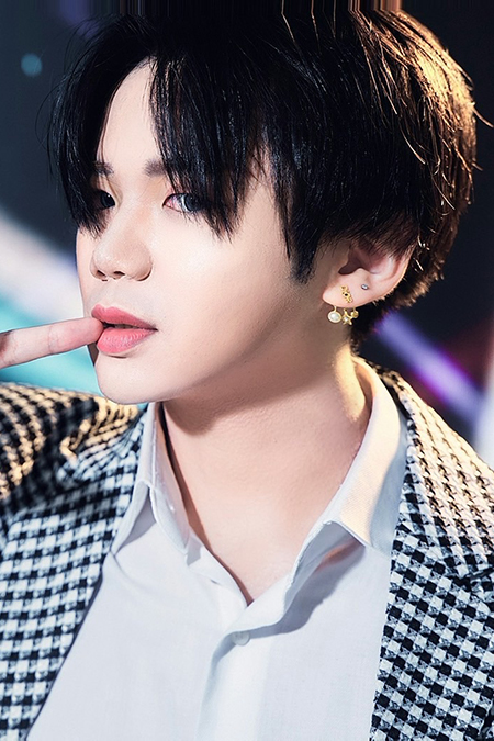 凜 UNIVERSE 大阪 ミナミ