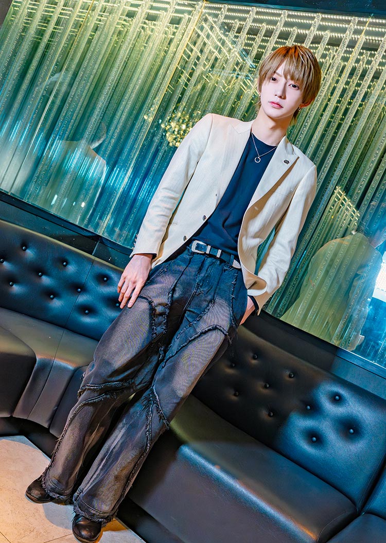 楓弥くん大好き ANARCHY】楓弥 主任 イケメン×プロゲーマーの異色ホスト、その素顔と