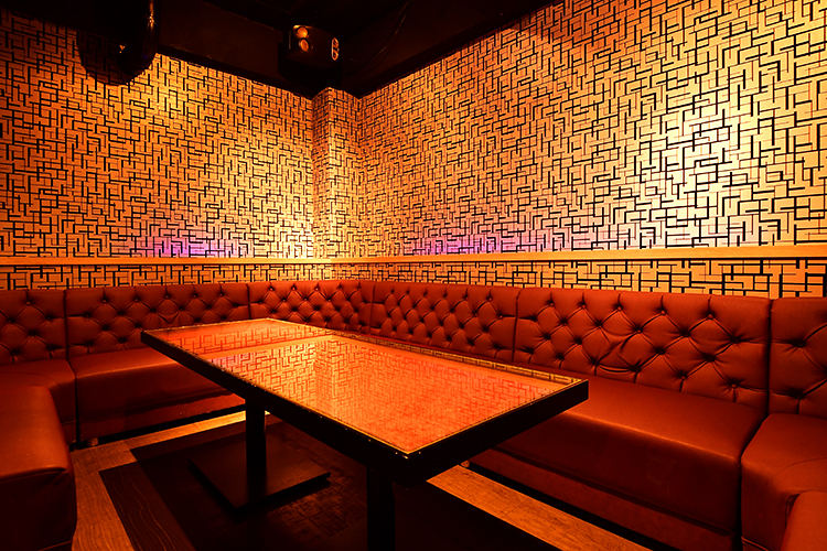 大阪 ミナミ ホストクラブ KiJiMUNA キジムナ