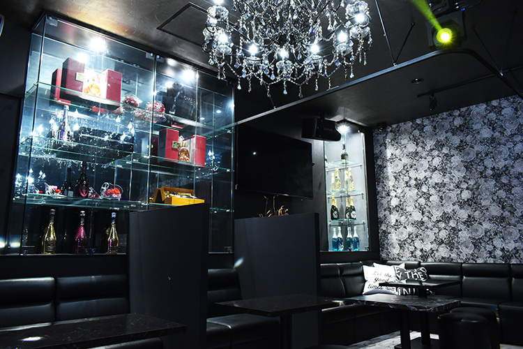 岡山 ホストクラブ Shiny シャイニー