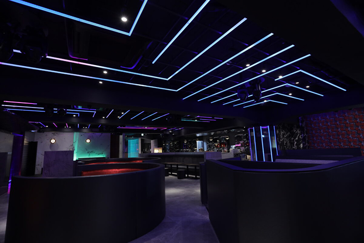 大阪 ミナミ ホストクラブ ATOM-ROYAL- アトム ロイヤル