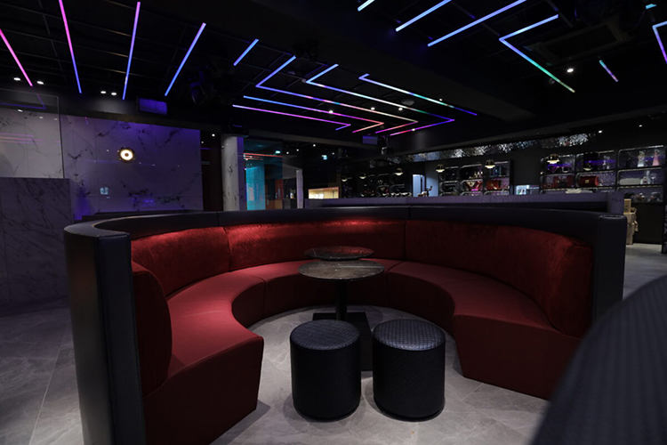 大阪 ミナミ ホストクラブ ATOM-ROYAL- アトム ロイヤル