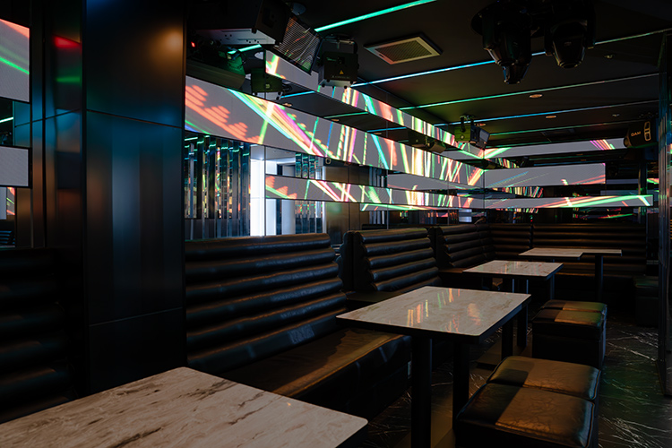 大阪 ミナミ CHRONO クロノ