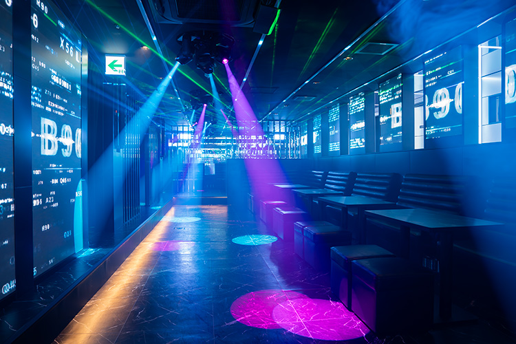 大阪 ミナミ CHRONO クロノ