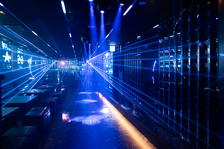 大阪 ミナミ CHRONO クロノ