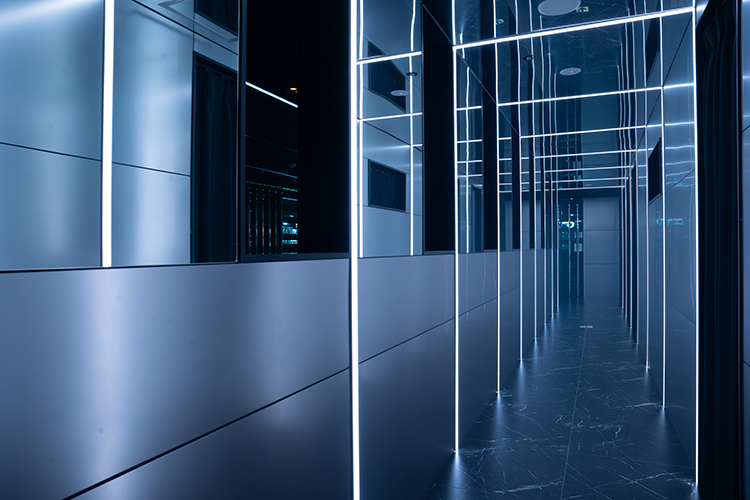 大阪 ミナミ CHRONO クロノ