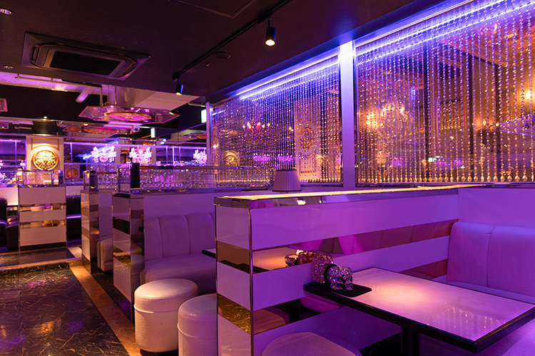 大阪 ミナミ A-TOP ア トップ