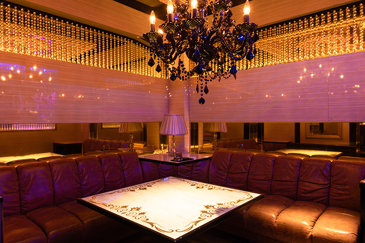 大阪 ミナミ A-TOP ア トップ