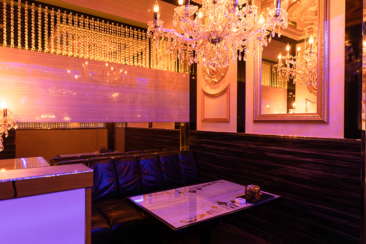 大阪 ミナミ A-TOP ア トップ