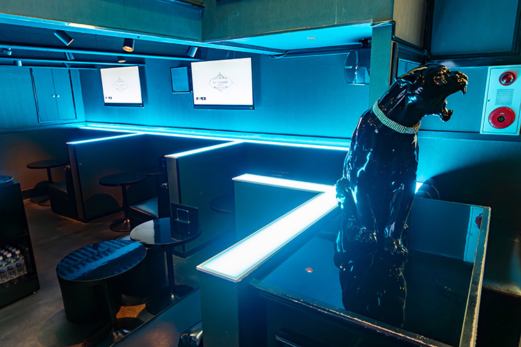 大阪 キタ ELDORADO -umeda- エルドラド ウメダ