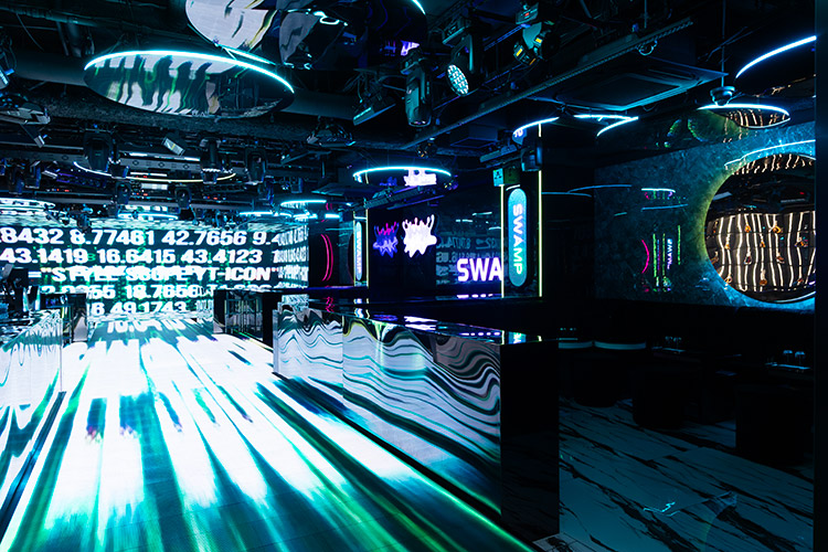 大阪ミナミ ホストクラブ SWAMP スワンプ