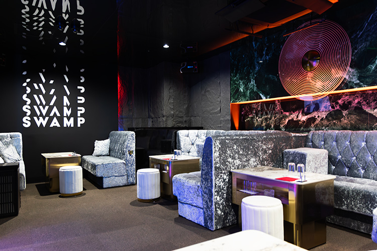 大阪ミナミ ホストクラブ SWAMP スワンプ