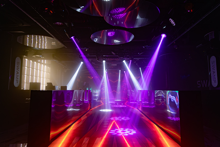 大阪ミナミ ホストクラブ SWAMP スワンプ