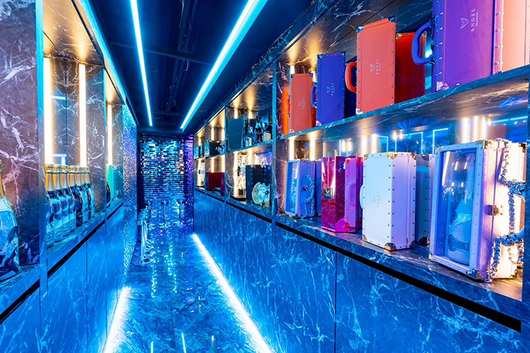 歌舞伎町 BTS -HONTEN- ビーティーエス ホンテン