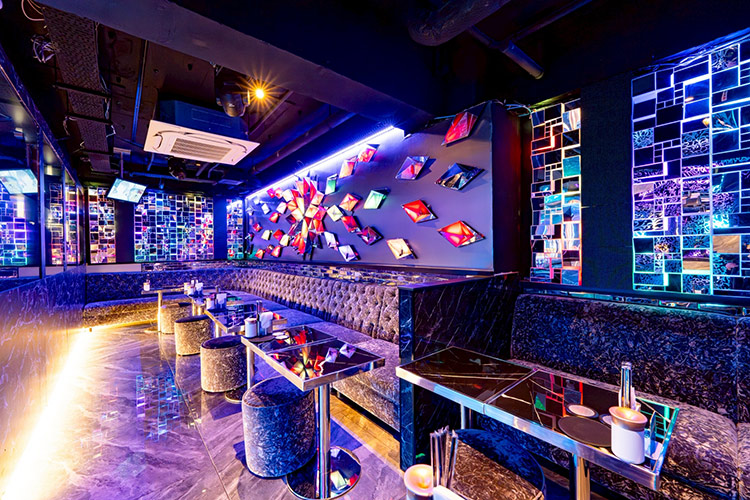 歌舞伎町 BTS -HONTEN- ビーティーエス ホンテン